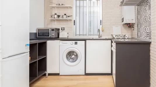 Rooms in Zaragoza - photo 8