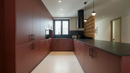 Apartments in Valencia L'Eixample - photo 6