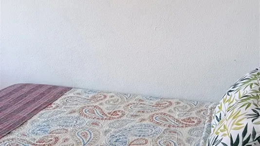 Rooms in Madrid Puente de Vallecas - photo 4