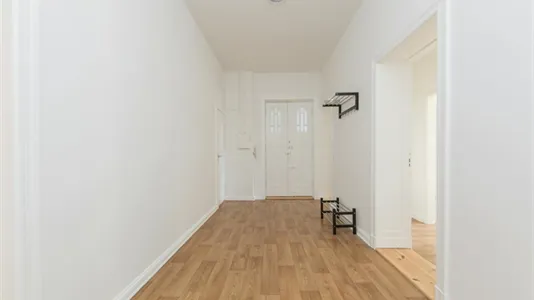 Rooms in Berlin Charlottenburg-Wilmersdorf - photo 10