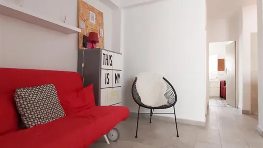 Rooms in Málaga - photo 8