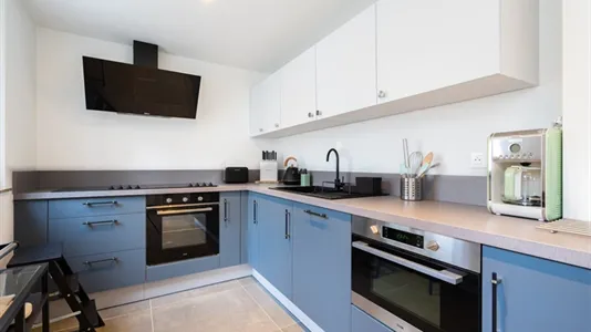 Rooms in Charleroi - photo 9