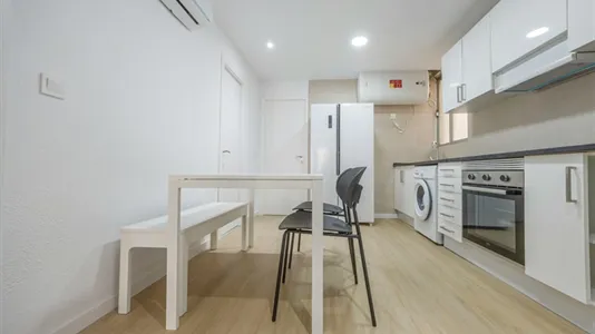 Rooms in el Camí de Vera - photo 6