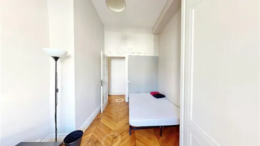 Rooms in Lyon - photo 2