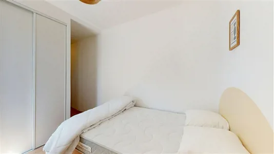 Rooms in Pontoise - photo 2