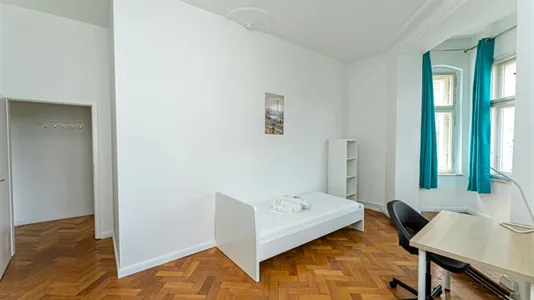 Rooms in Berlin Friedrichshain-Kreuzberg - photo 3