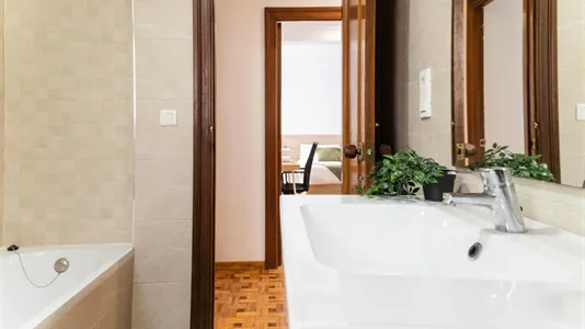 Rooms in Valencia Ciutat Vella - photo 5