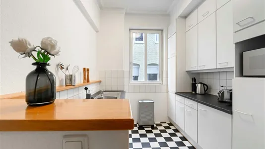 Rooms in Stuttgart-West - photo 9