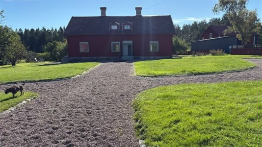 Houses in Sigtuna - photo 1