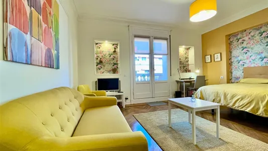 Rooms in Bilbao - photo 5