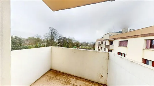 Apartments in Lyon - photo 10