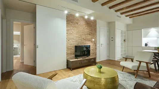 Apartments in Barcelona Ciutat Vella - photo 3