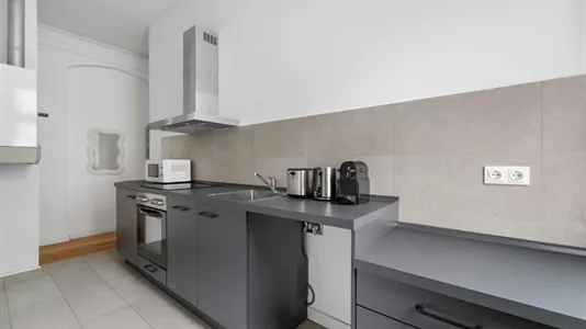 Apartments in Location is not specified - photo 10