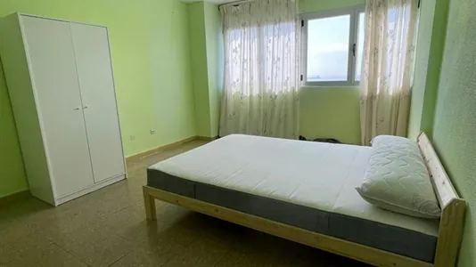 Rooms in Las Palmas de Gran Canaria - photo 6