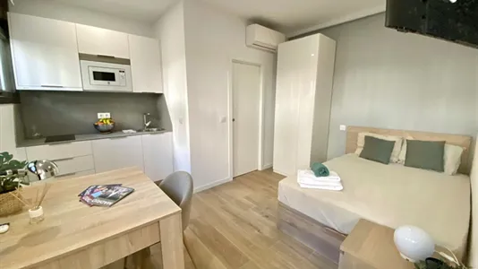 Apartments in Madrid Chamberí - photo 7