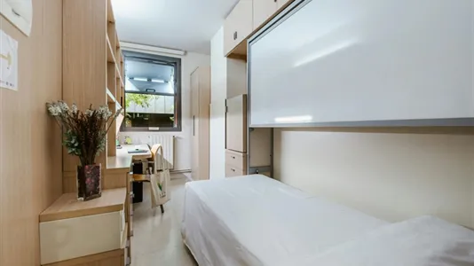 Rooms in Barcelona Sarrià-St. Gervasi - photo 3