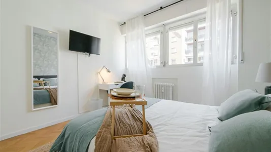 Rooms in Madrid Chamberí - photo 4