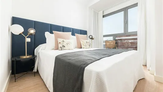 Apartments in El Encinar de los Reyes - photo 9