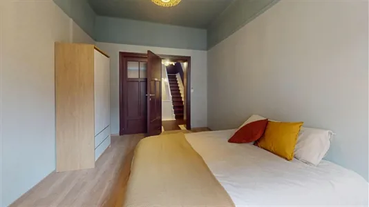 Rooms in Brussels Sint-Gillis - photo 2