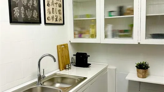 Rooms in Barcelona Sarrià-St. Gervasi - photo 9