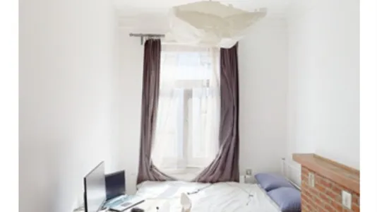 Rooms in Brussels Sint-Joost-ten-Node - photo 8