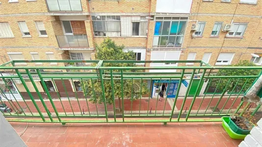 Rooms in Adaro - photo 10