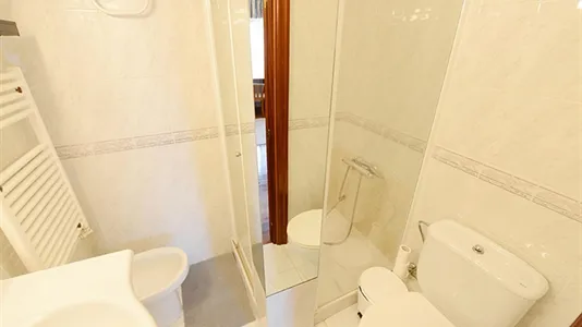 Rooms in Bilbao - photo 8