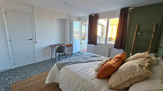Rooms in Barcelona Eixample - photo 4