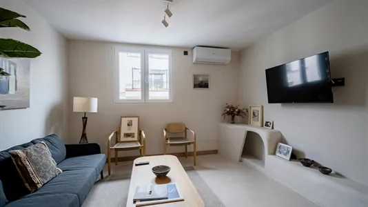 Apartments in Madrid Centro - photo 2