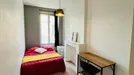 Room for rent, Lyon, Auvergne-Rhône-Alpes, &lt;span class=&quot;blurred street&quot; onclick=&quot;ProcessAdRequest(13098100)&quot;&gt;&lt;span class=&quot;hint&quot;&gt;See streetname&lt;/span&gt;[xxxxxxxxxxxxx]&lt;/span&gt;
