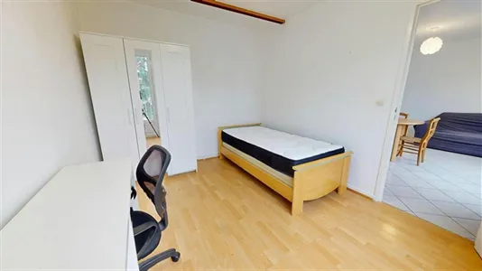 Rooms in Lyon - photo 2