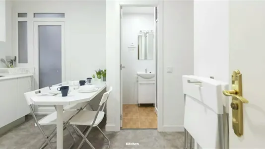 Rooms in Madrid Chamartín - photo 5