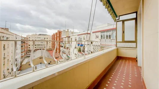 Rooms in Madrid ChamartĂn - photo 5