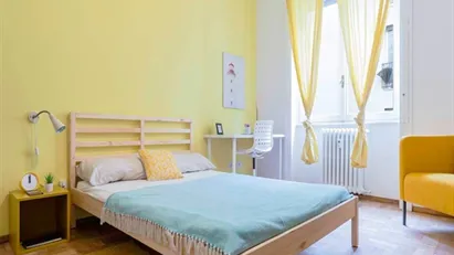 Room for rent in Milano Zona 4 - Vittoria, Forlanini, Milan