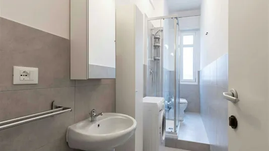 Rooms in Milano Zona 8 - Fiera, Gallaratese, Quarto Oggiaro - photo 10
