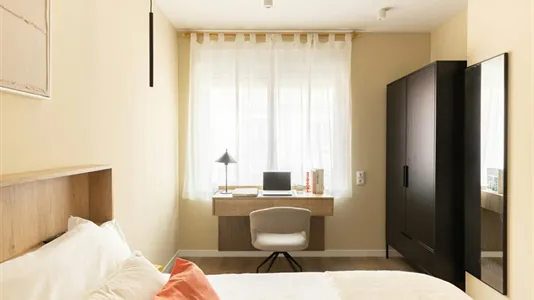 Rooms in Madrid Chamberí - photo 6