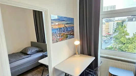 Rooms in Frankfurt Süd - photo 4