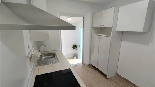 Rooms in Granada - photo 9