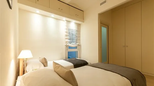 Apartments in Barcelona Eixample - photo 4