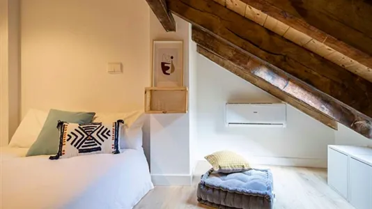 Rooms in Madrid Chamberí - photo 3