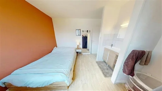 Rooms in Bordeaux - photo 2