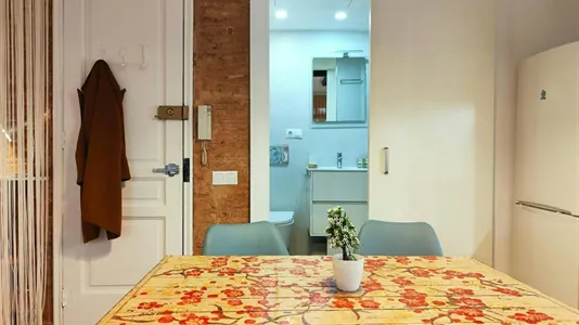 Apartments in Barcelona Ciutat Vella - photo 8