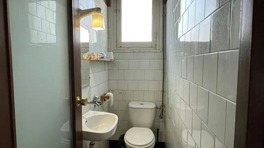 Rooms in Barcelona Ciutat Vella - photo 8