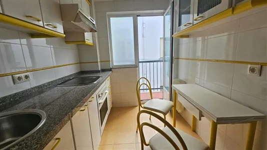 Rooms in Salamanca - photo 8