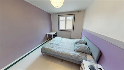Room for rent in Grenoble, Auvergne-Rhône-Alpes