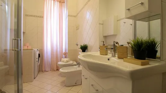 Rooms in Brescia - photo 9