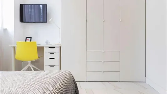 Rooms in Milano Zona 5 - Vigentino, Chiaravalle, Gratosoglio - photo 4