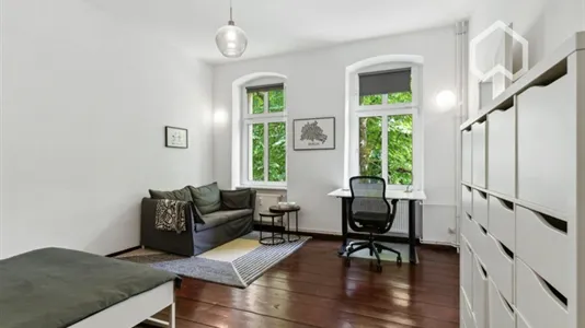 Apartments in Berlin Friedrichshain-Kreuzberg - photo 2