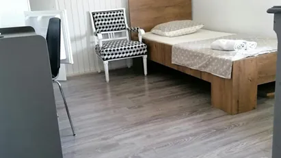 Room for rent in Besnica, Osrednjeslovenska