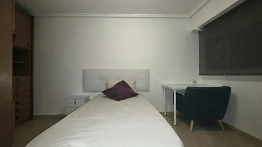 Rooms in Casas de Muntanyars - photo 2